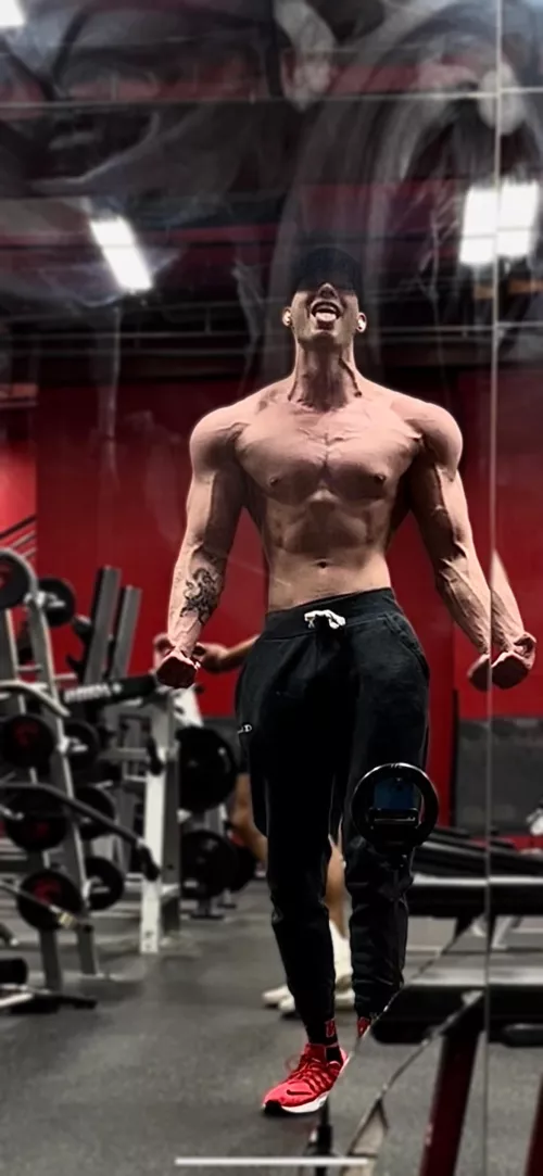 Forearms. Nuff’ said 😈