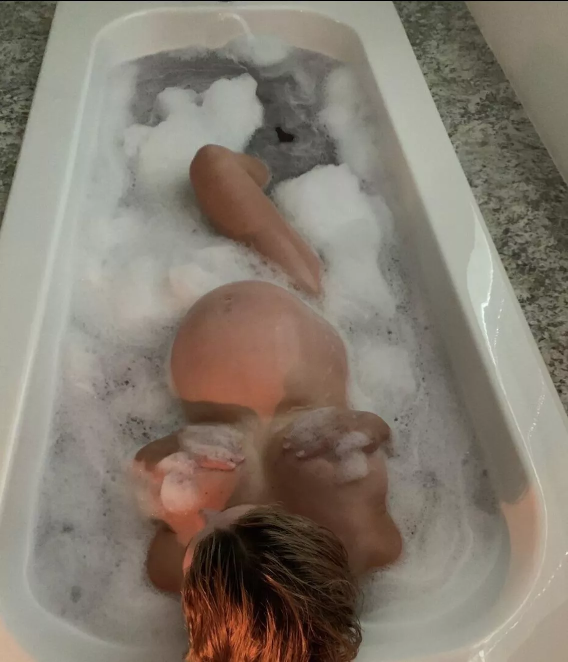 Getting in the tub 🛀 DM for customs