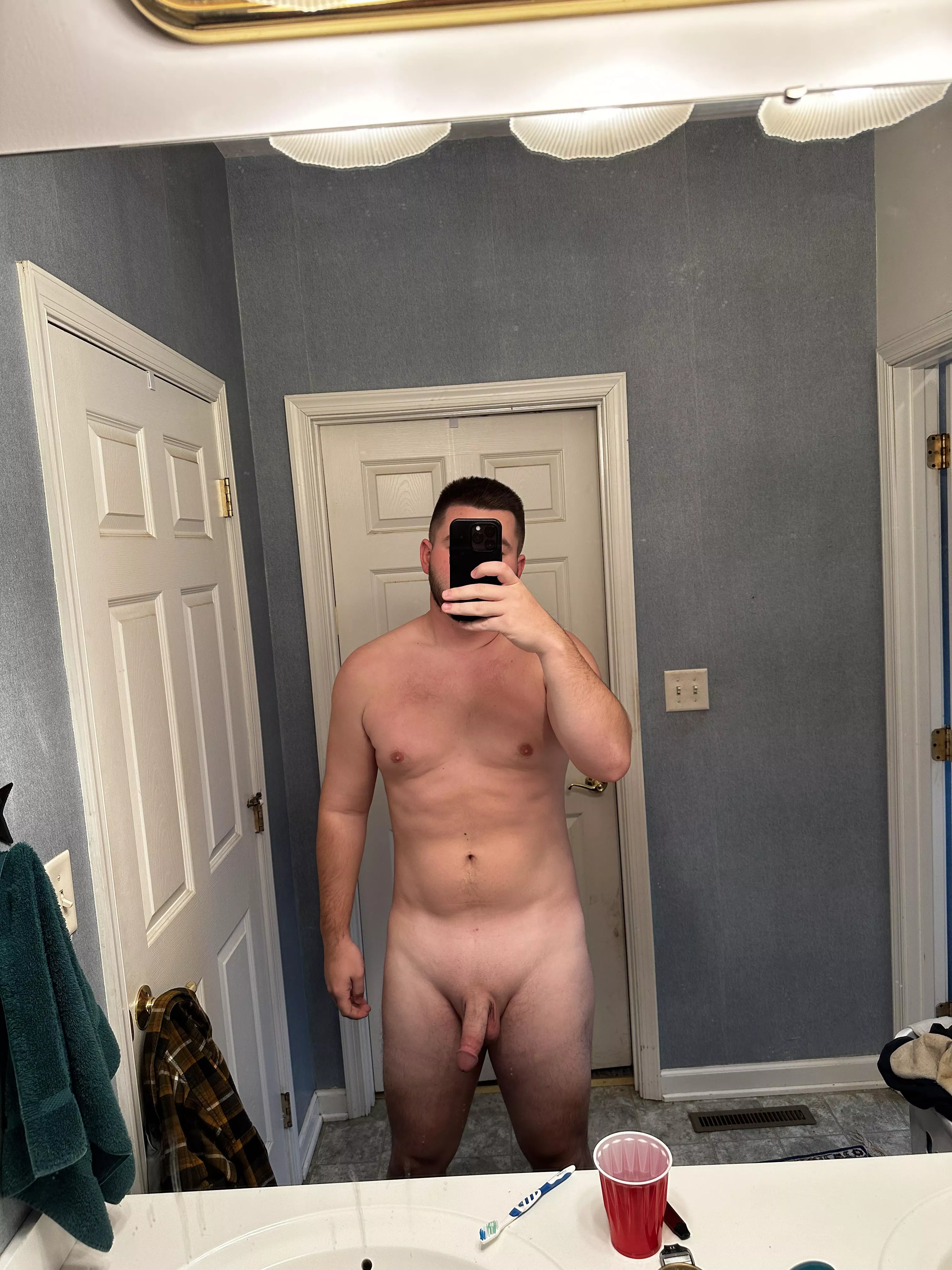 Girlfriend of 2 years blocked me on everything someone be nice to me