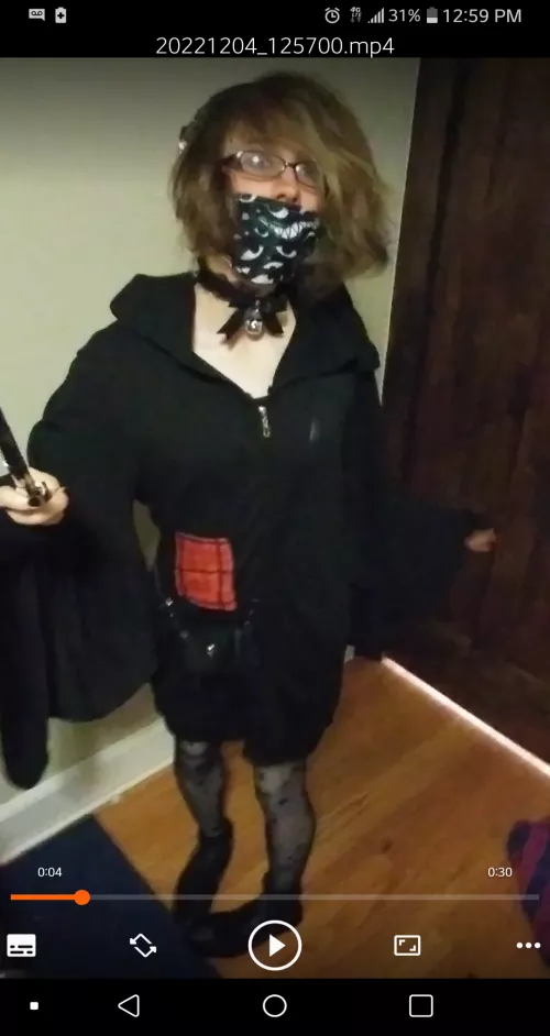 going out for a walk like this I'm terrified and excited ahhh 🙈