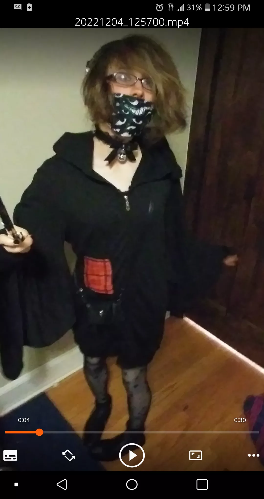 going out for a walk like this I'm terrified and excited ahhh 🙈