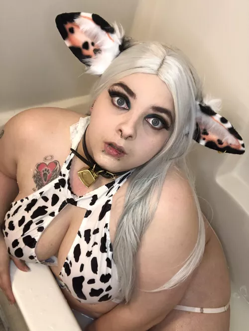 Having some milky fun 🐮