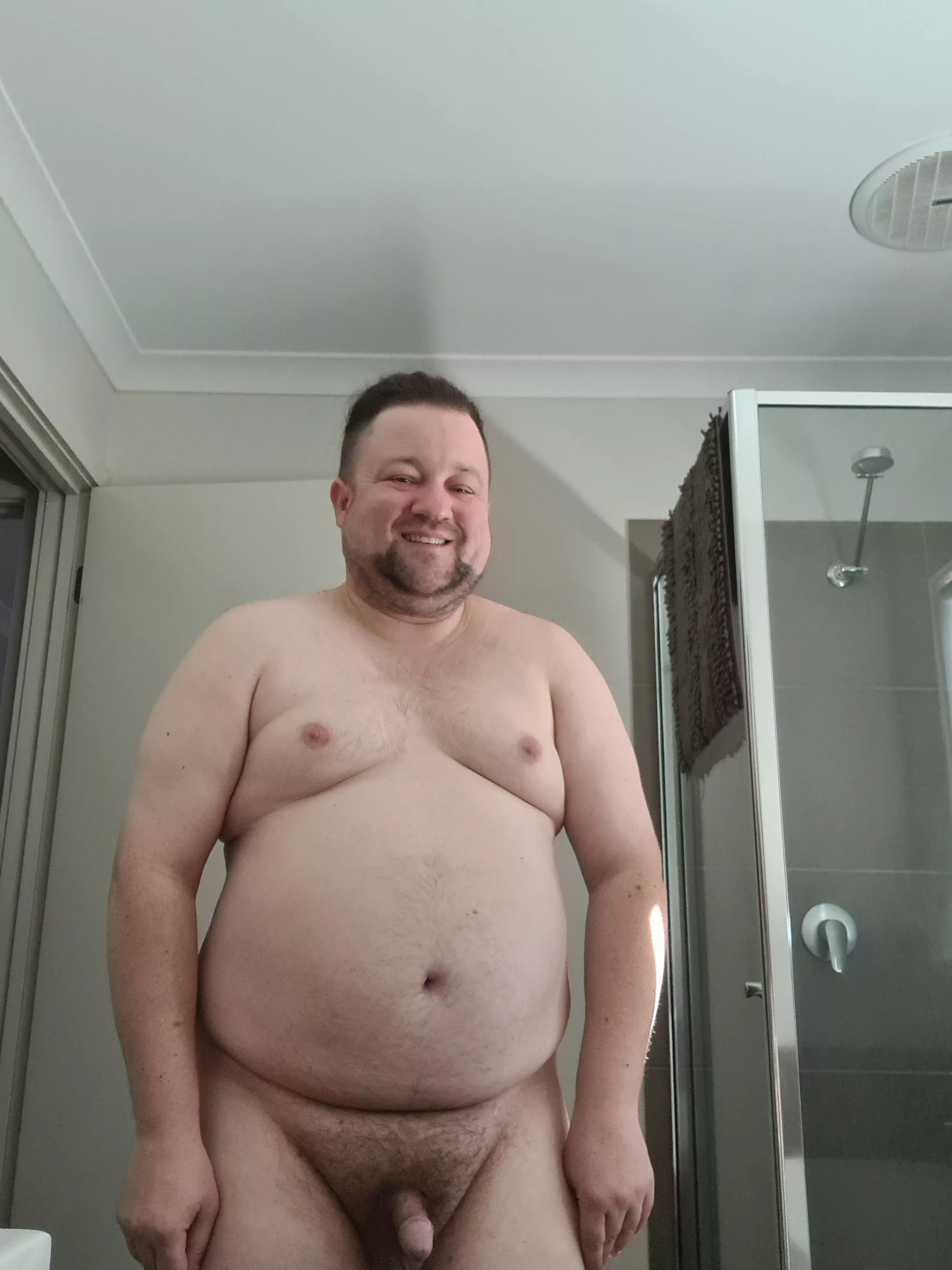 Hello everyone! First time posting here! Would like opinions on my body?