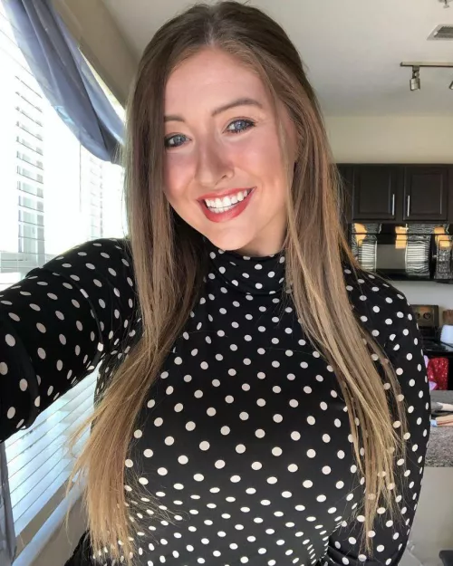 Her polka dots don’t distract us