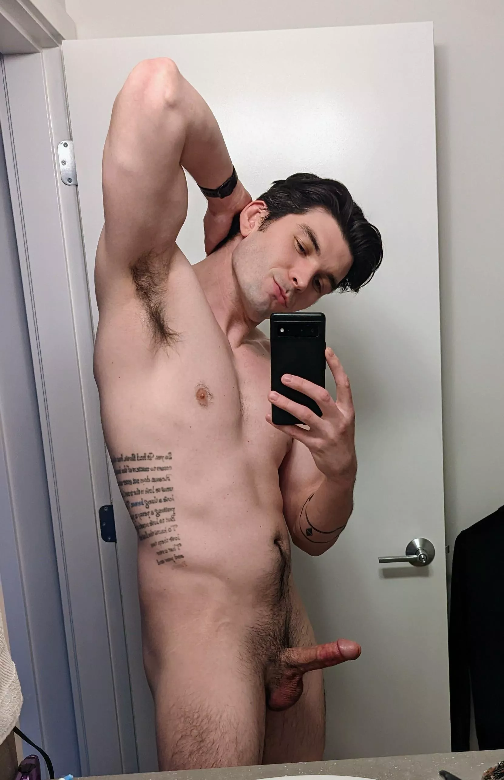 Hope y'all are misbehaving today 🖤🇨🇦🤙