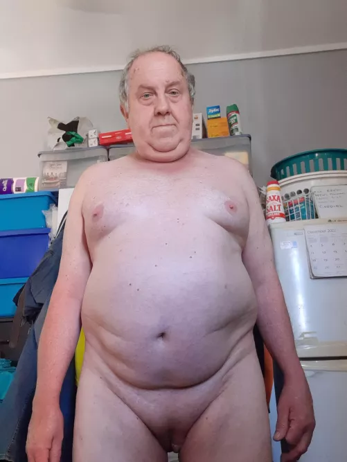 I am a 66yo 106kgs kinky Undetectable submissive in Sydney, Australia who feels better as a gurl.