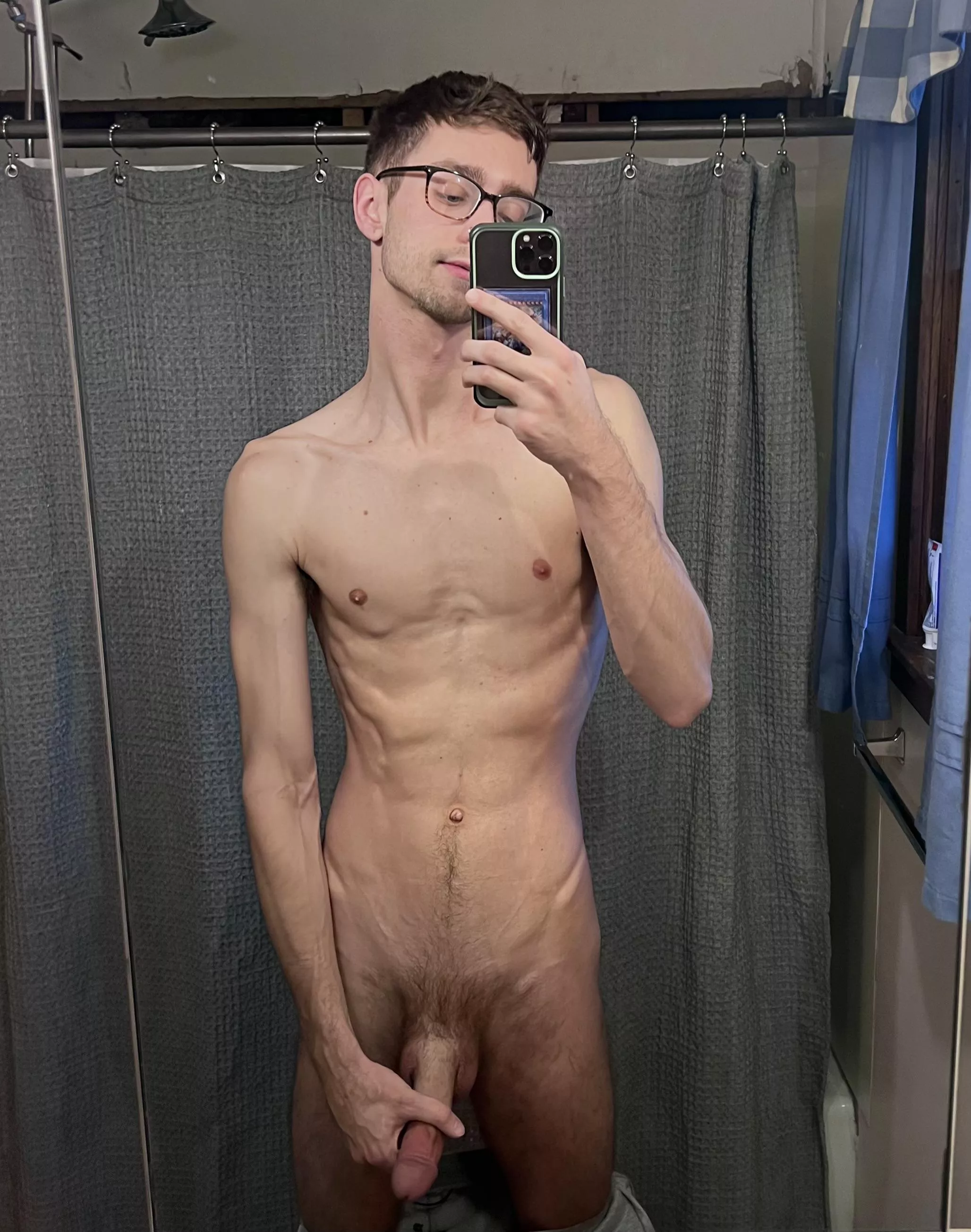 I need a hand, or a tight pussy