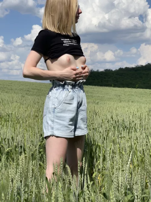 If just looking at my small breasts turned me on, so will it be if I look at my pussy, uhhh