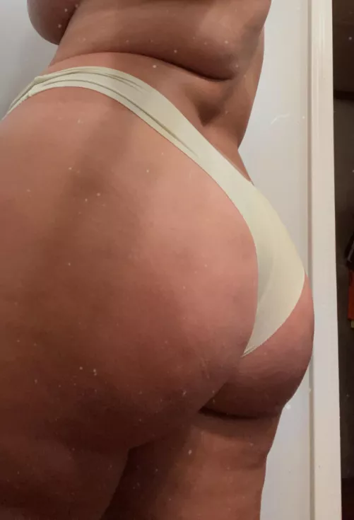 Is your face available to sit on 🫣🥵