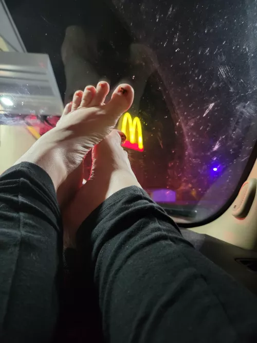 let me be your midnight snack