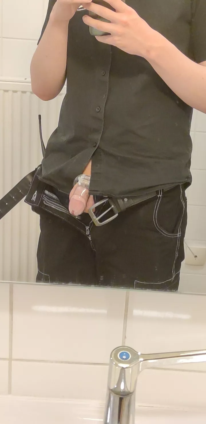 Locked at work 😳 day4/31