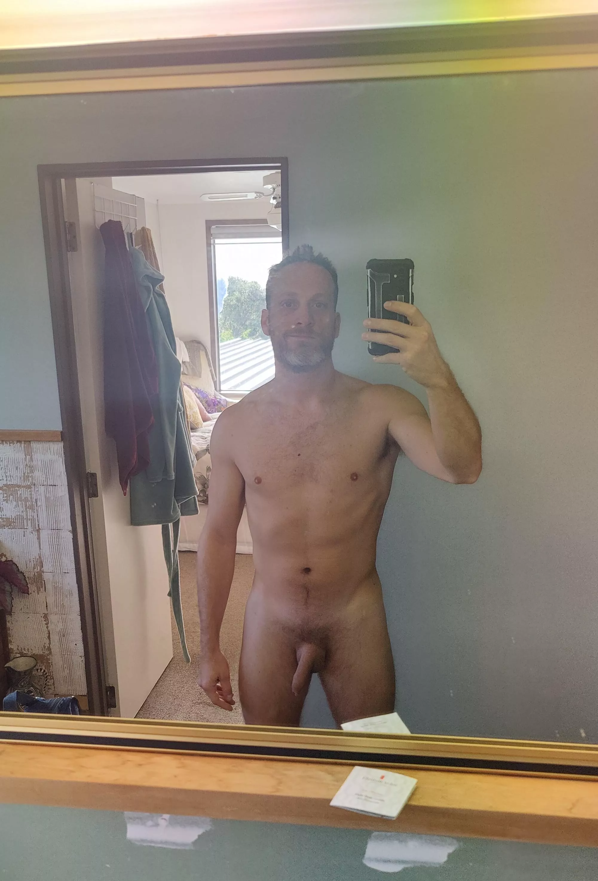 (m) what do you think of my 39yr old body?