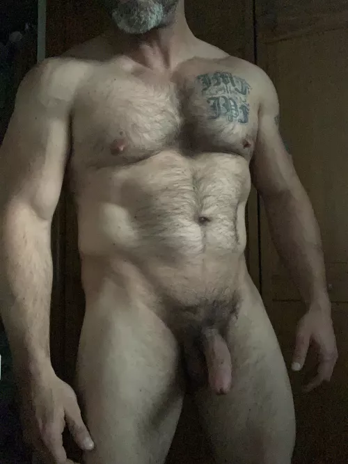 Morning,who needs a big thick muscular daddy [48] dms open