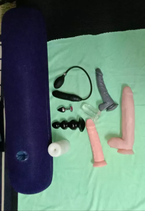My collection toys...I think I should buy more because lately I more obses with my own butt hole...🤭
