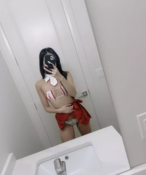 Petite Asian nurse looking for a fun time