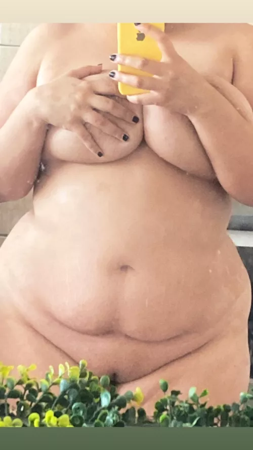 Phone pic to show off my curves!