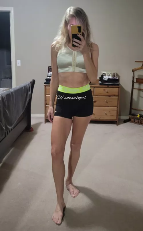 Pic taken before my workout tonight. F52