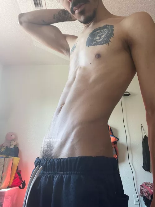 Post workout, v is making its way back. 😮‍💨