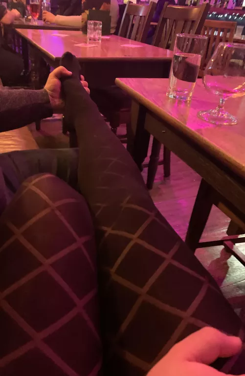 Pub trouble: world cup+nylons+ wine+ footrubs in public= heaven 😇