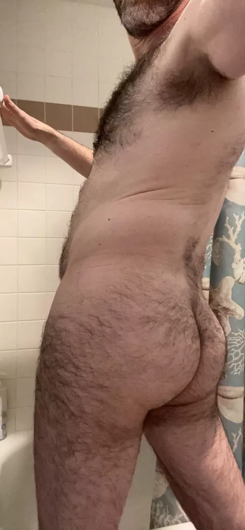 Shower time. Who’s coming ?