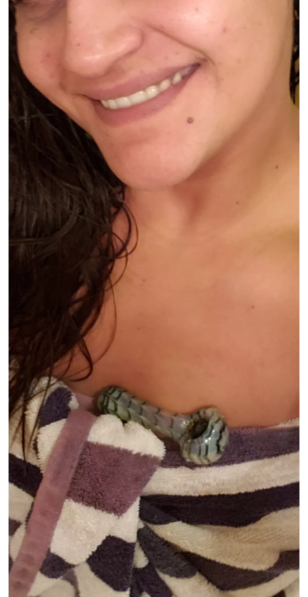 Showered and smoked I'm ready😈