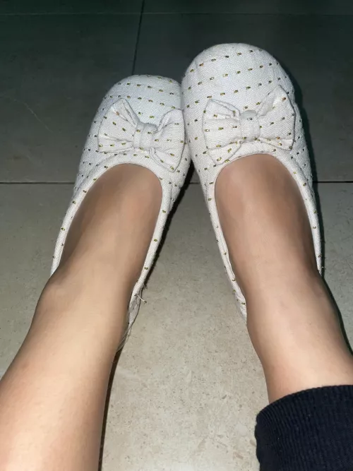 Socks double for ballerinas [F]