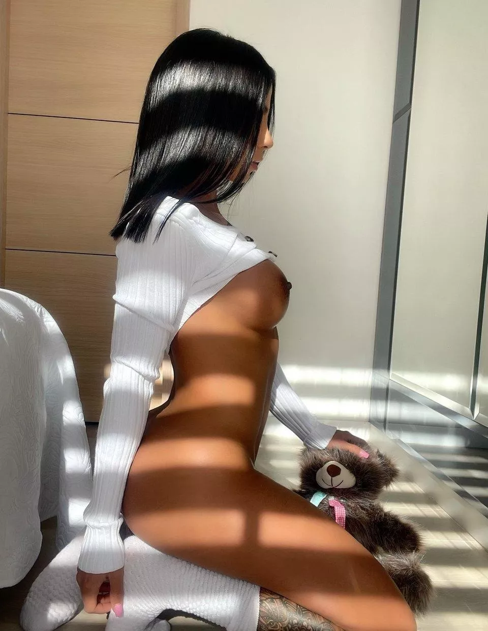 Spank our ass daddy😜