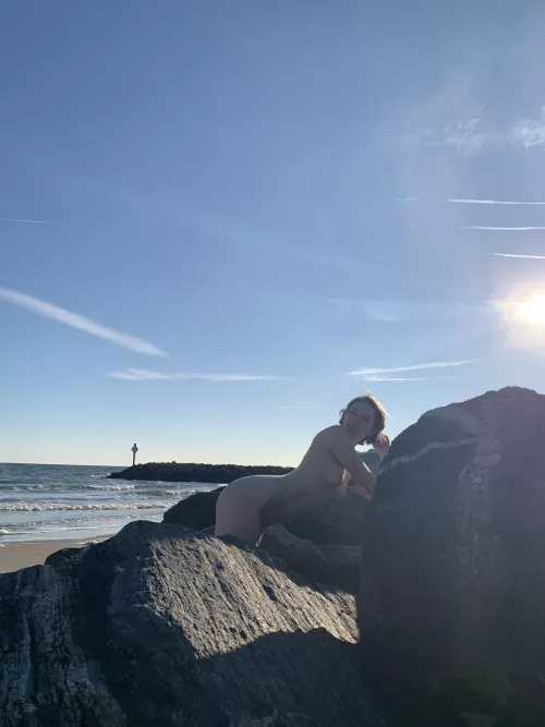 The most appropriate way to dress at the beach🌤️