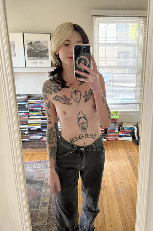 These jeans are uncomfortable… could you help me take them off?