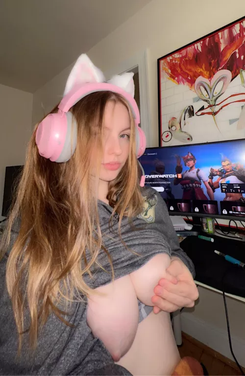 u need some milk babe? ╰(*´︶`*)╯♡