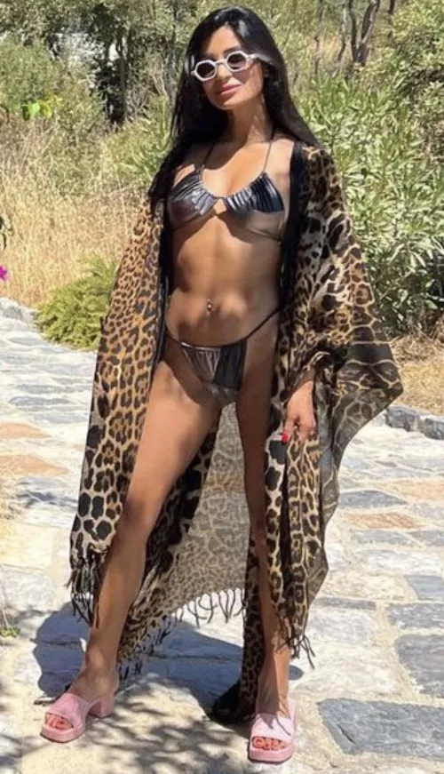 Who wants a piece 😈