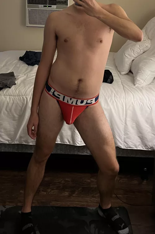 Working out in my jock strap actually makes me enjoy working out lol