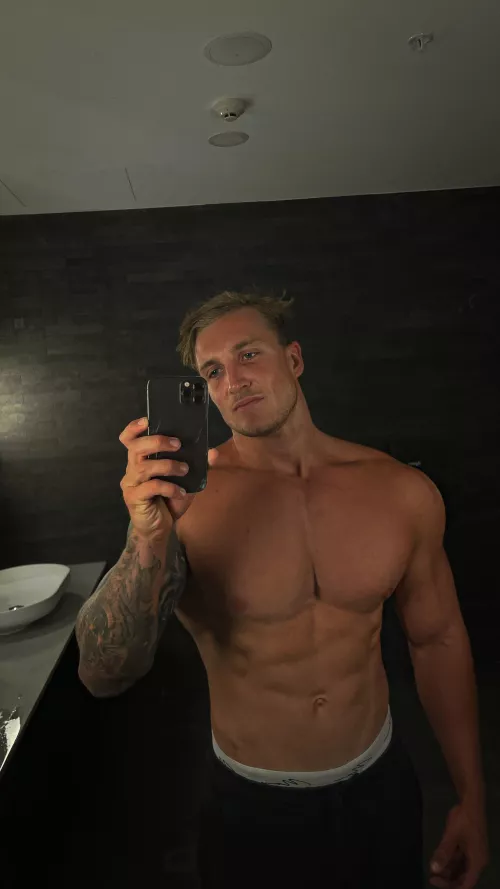 WORKOUT DONE FOR THE DAY 😈 [m]