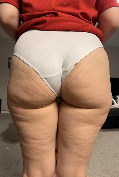 your order of MILF ass is ready