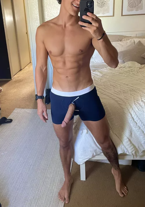 (24) Do you like my underwear?