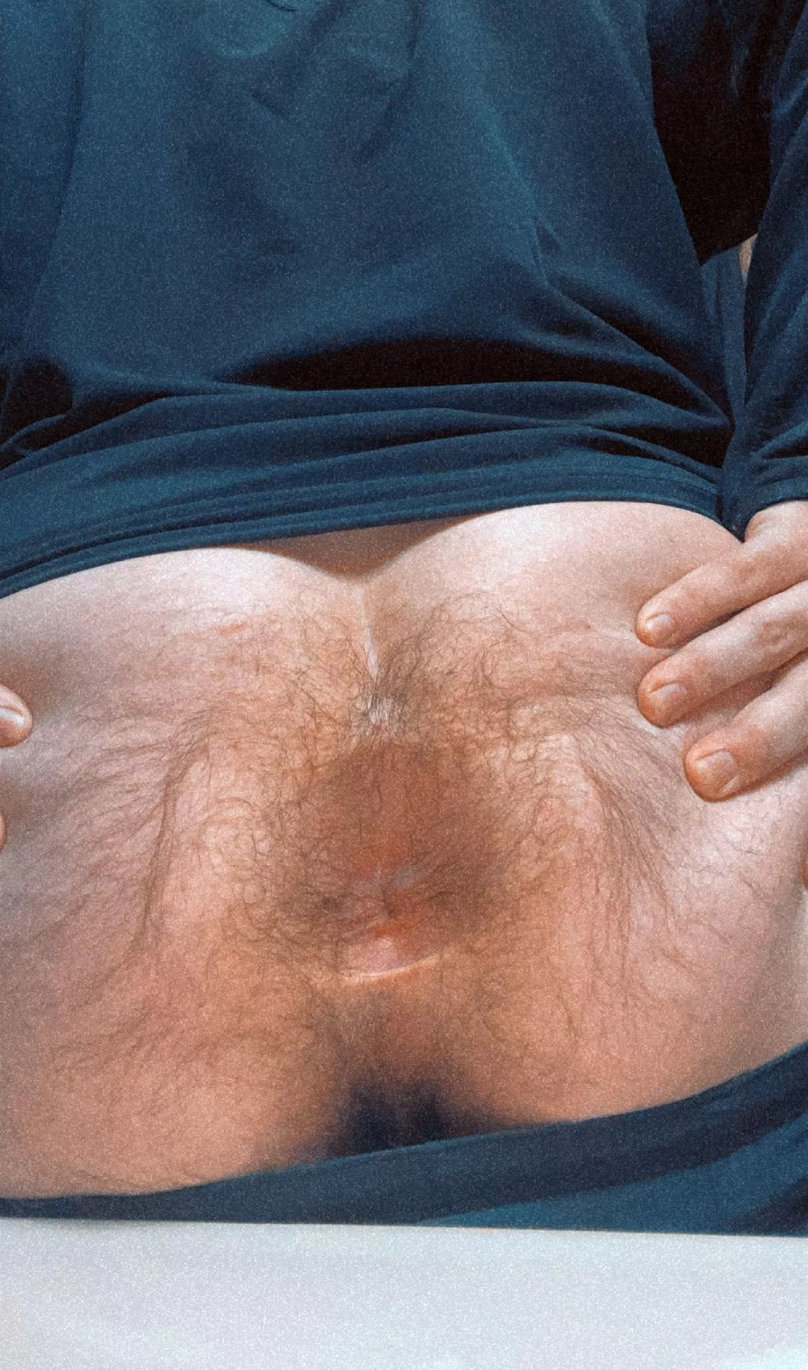 26 m usa. Can't sleep, someone want to keep me company?