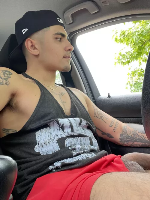 (28) quick bro no one’s looking!