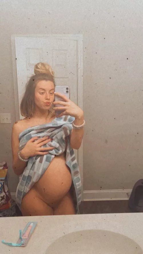 Are y’all really into seeing my belly I’m nervous