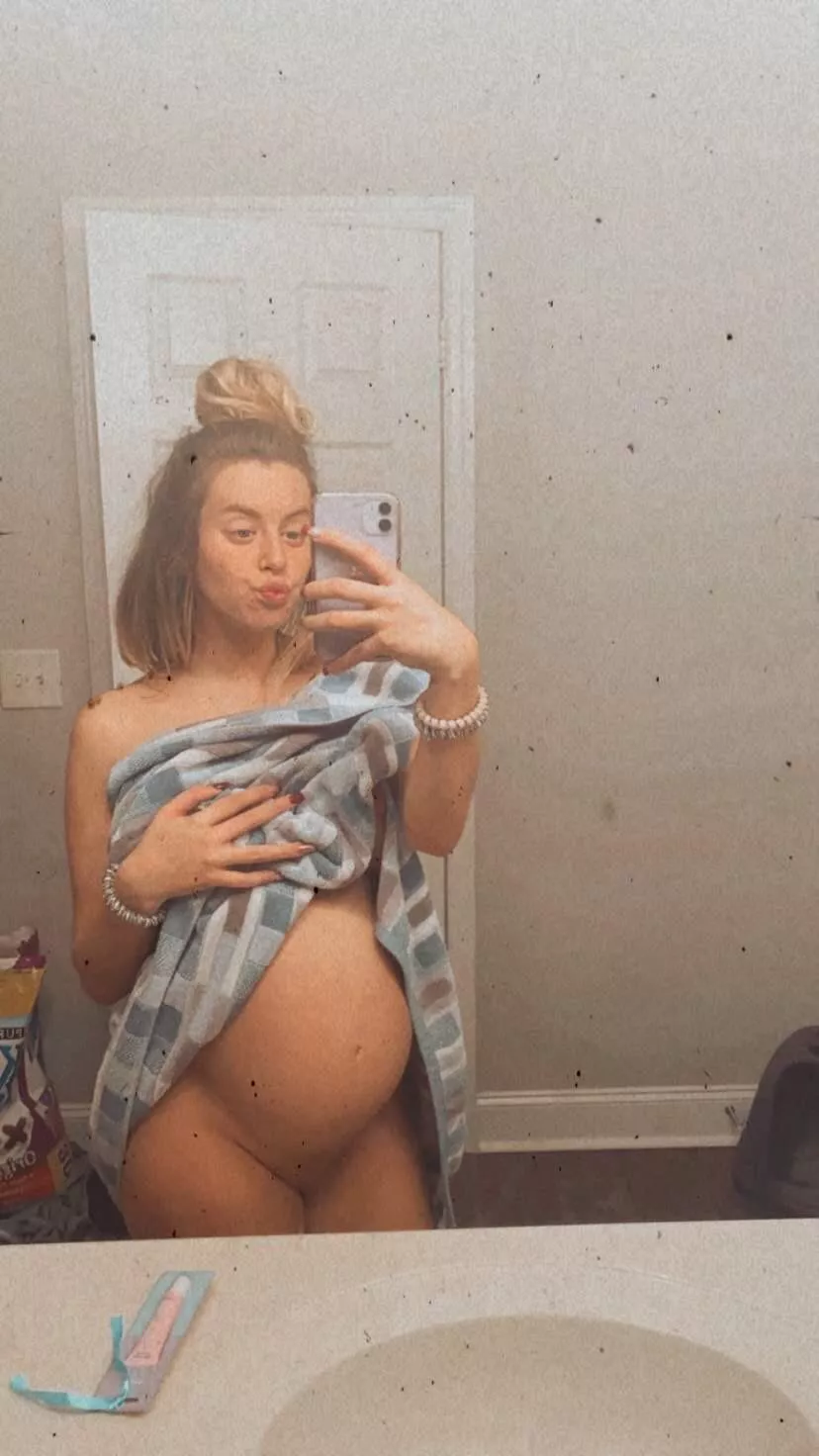 Are y’all really into seeing my belly I’m nervous