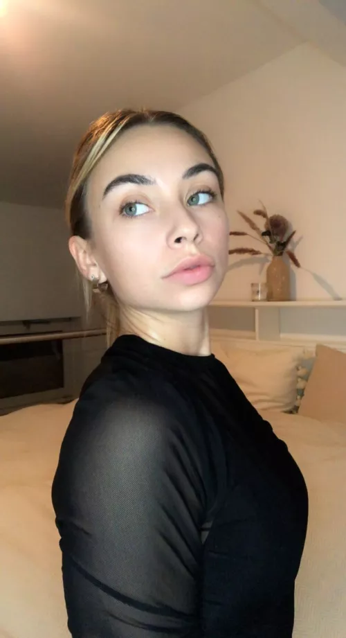 Can I be your girl, daddy ?