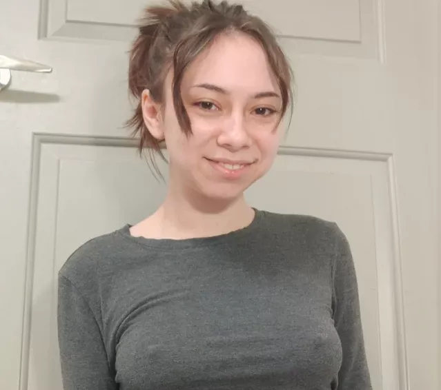 didn't wear my bra today, do you think anyone noticed? f22