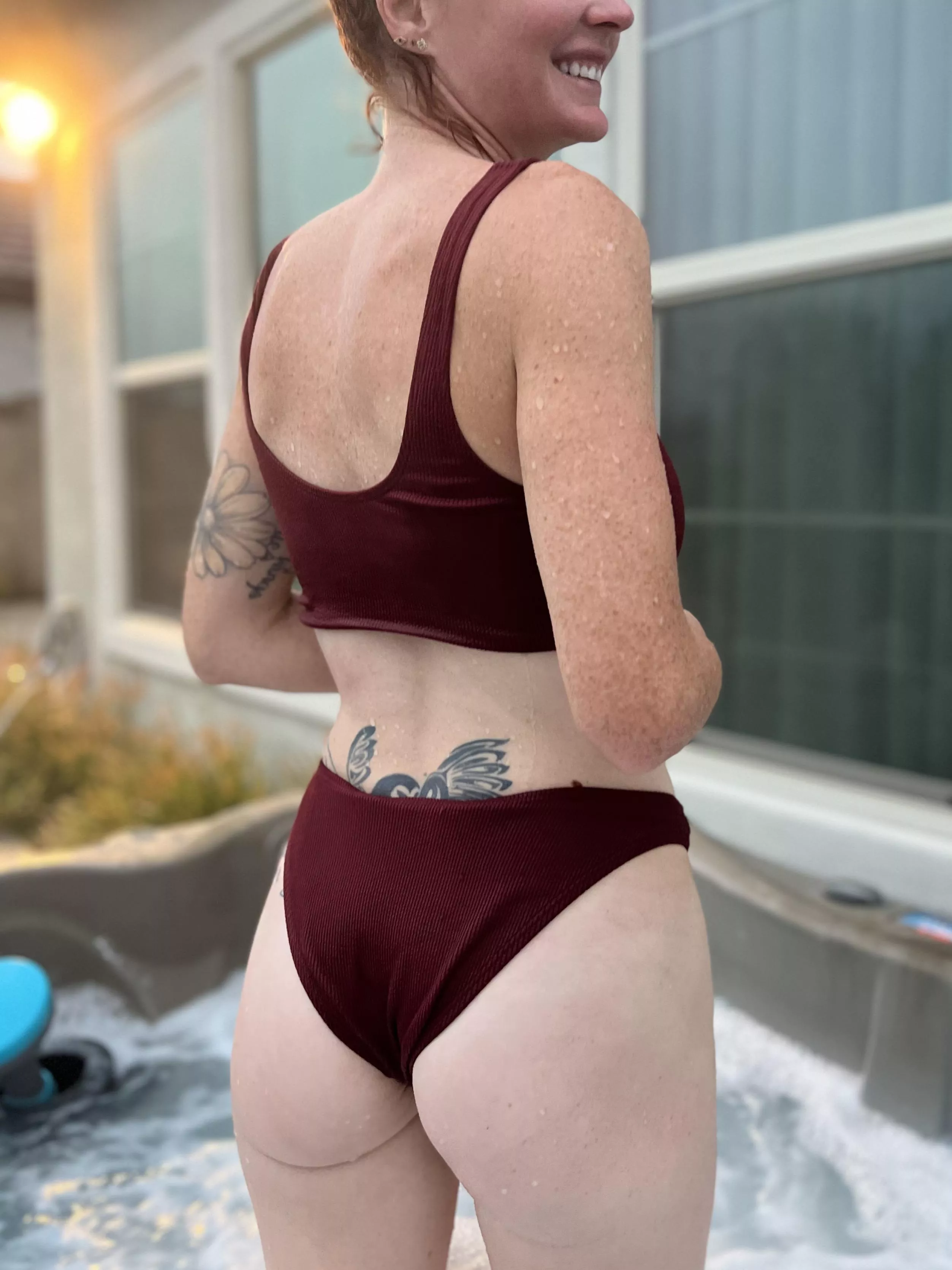 Hanging out at my girlfriends spa. It’s got plenty of room for more. [F]