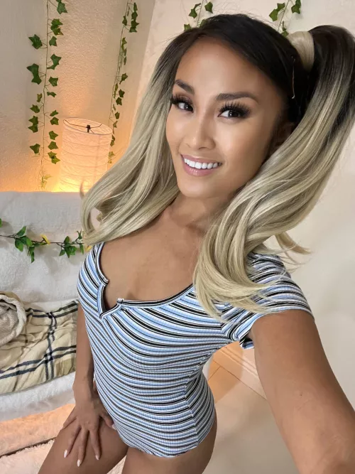 I feel beautiful and horny now.