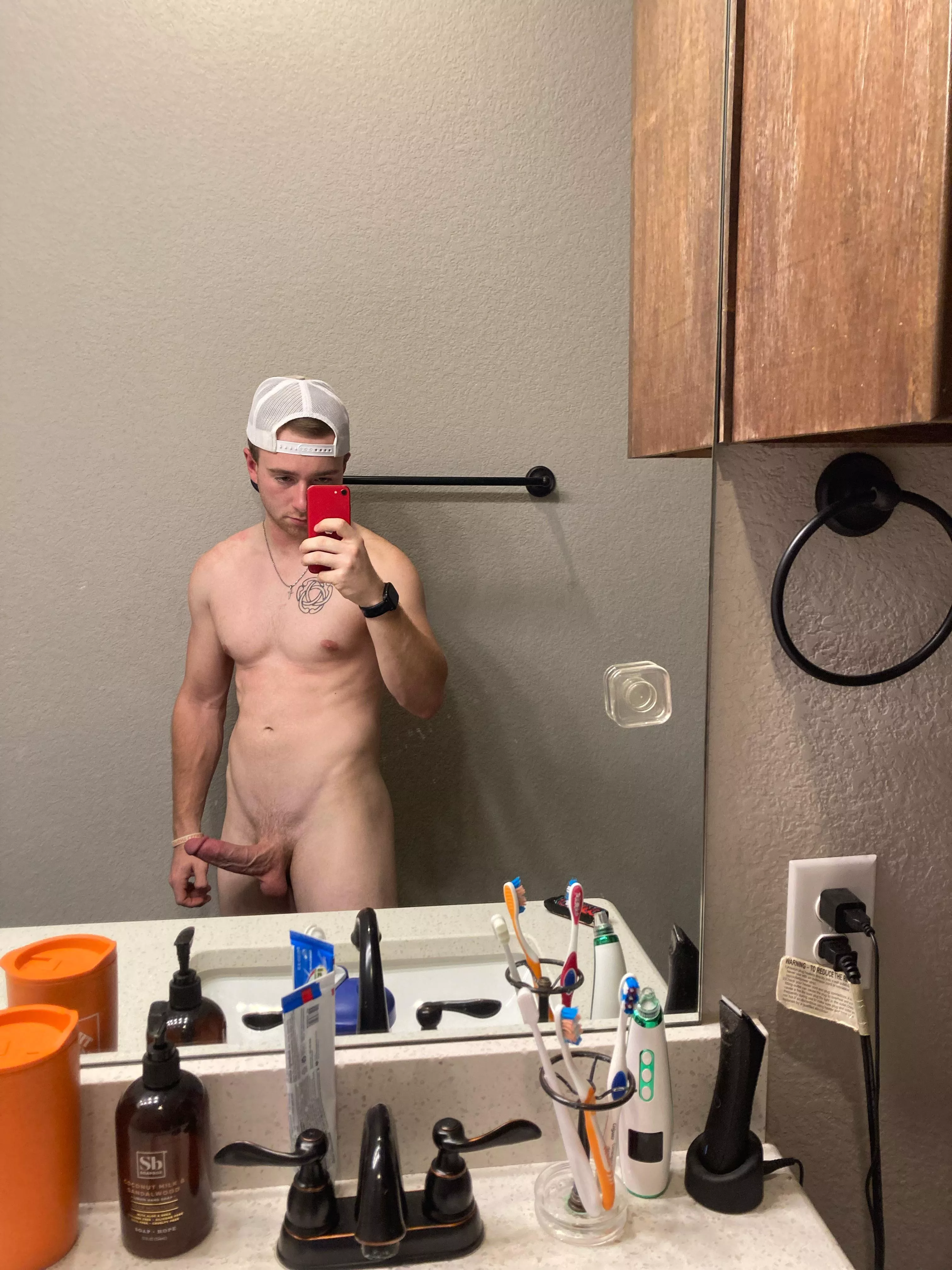 I want to use my dick more and rough😫