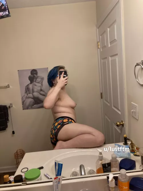 i was made to be tossed around and fucked :3