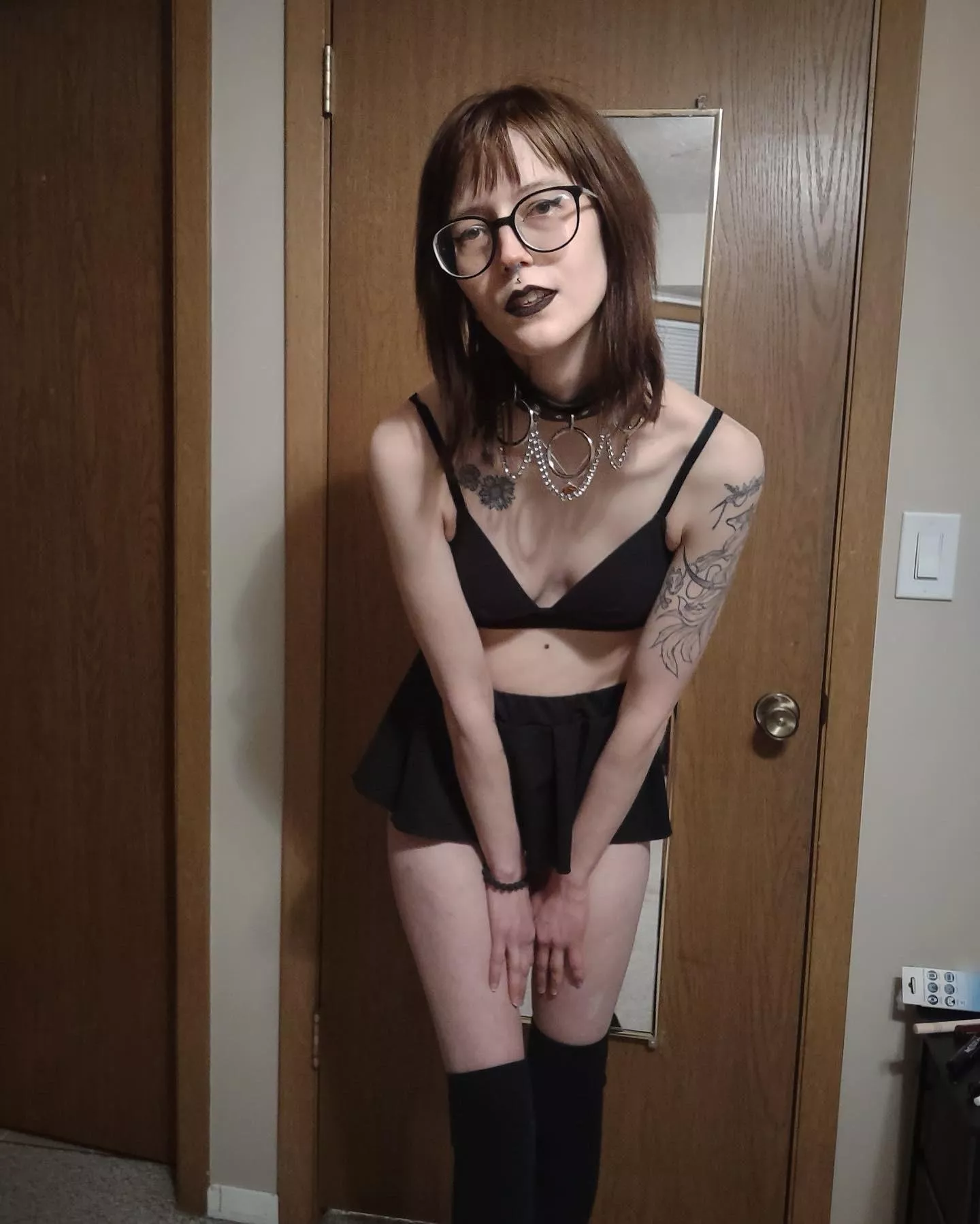 If I wear this for you, I expect you to run your hands in places. Js