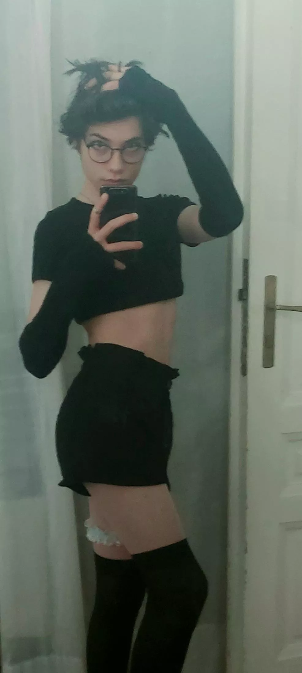 I'm late for femboy friday >:c