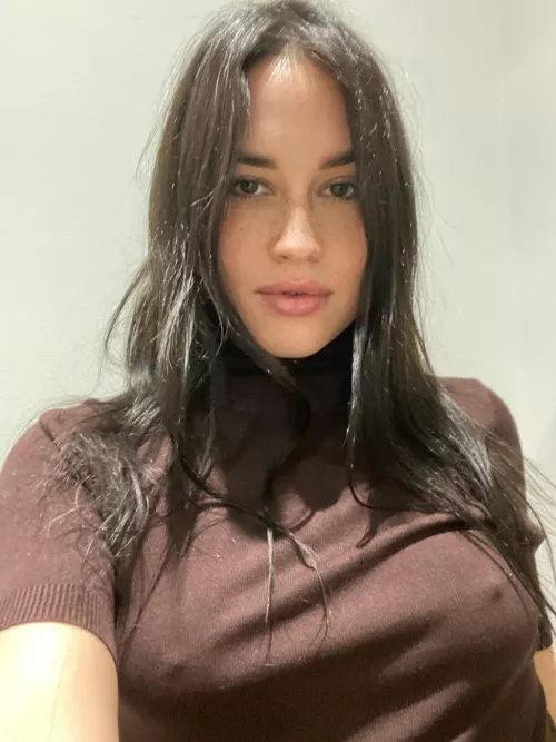 It is getting cold 🥰 I should wear my favourite sweater