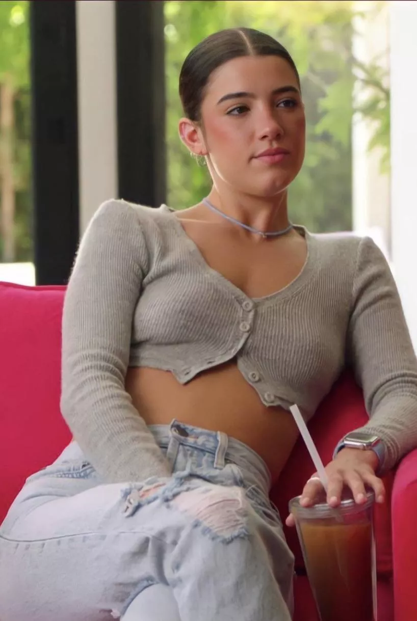 Let's cum for Charli Damelio