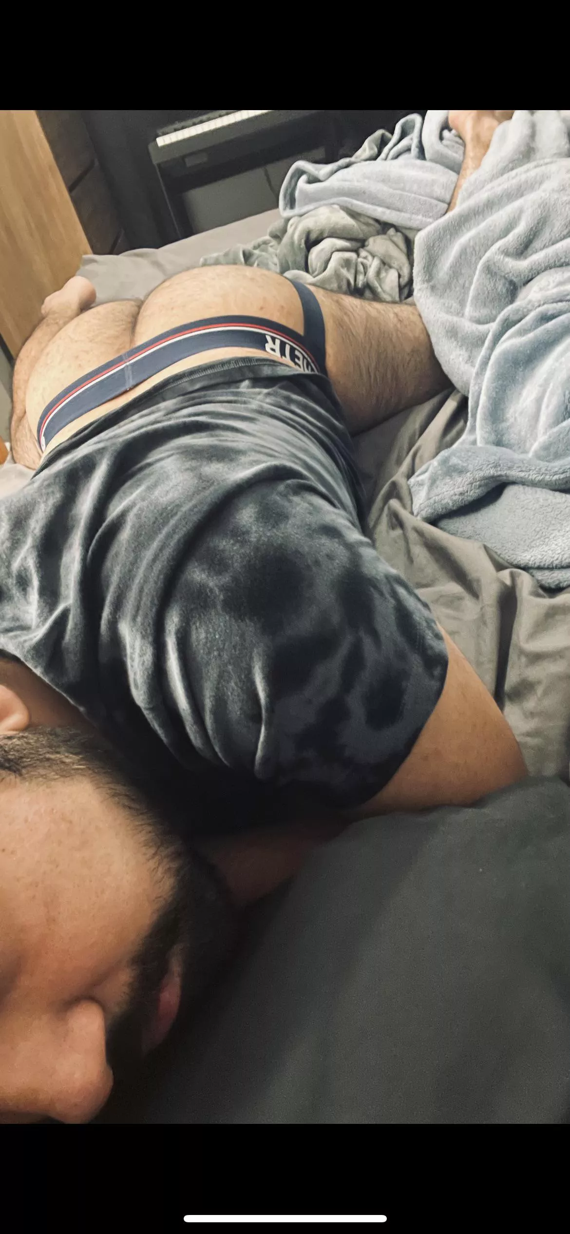 Let’s get some more brown men to post on this subreddit